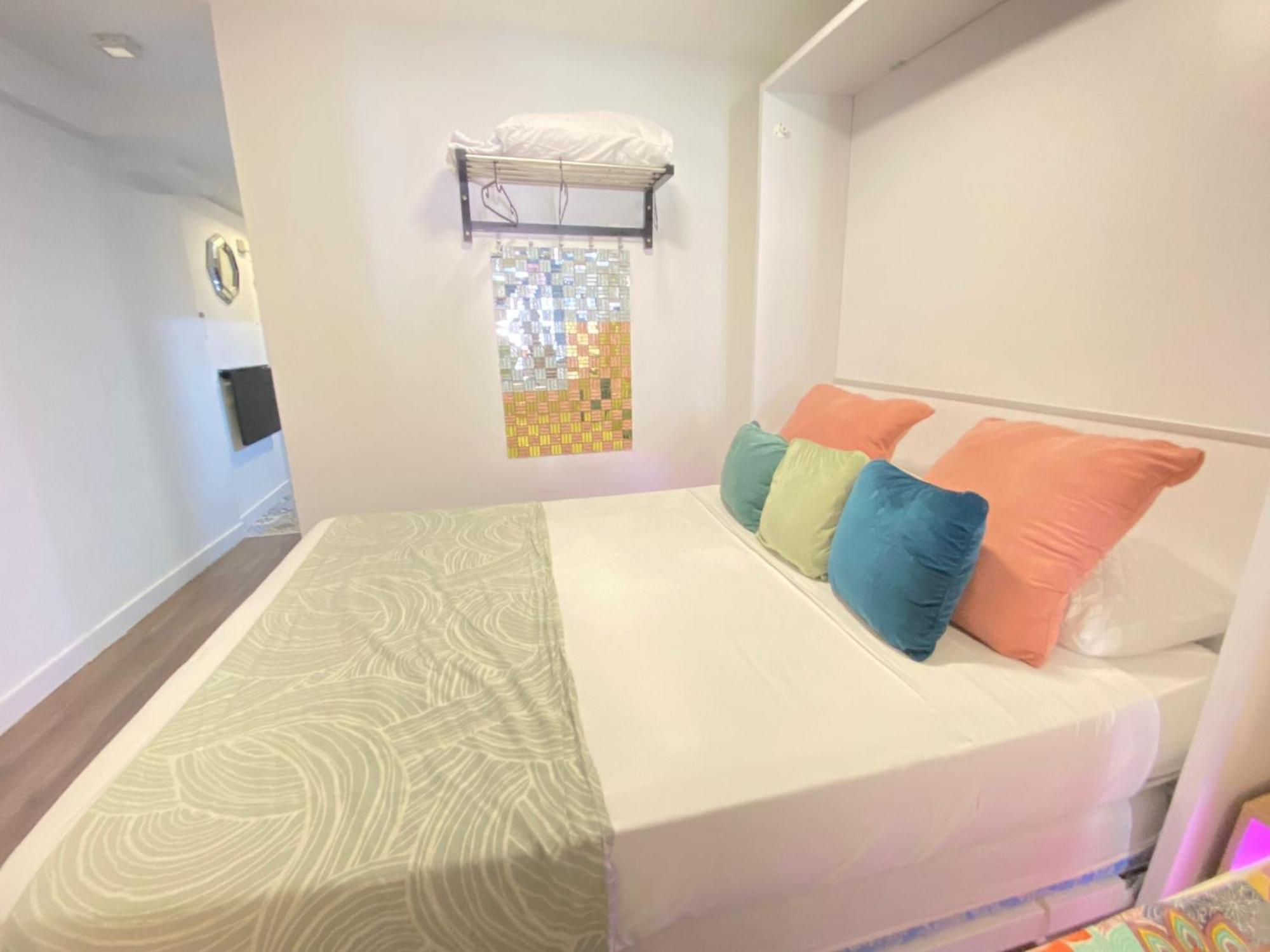 studio check-in 24 h chueca Madrid Esterno foto