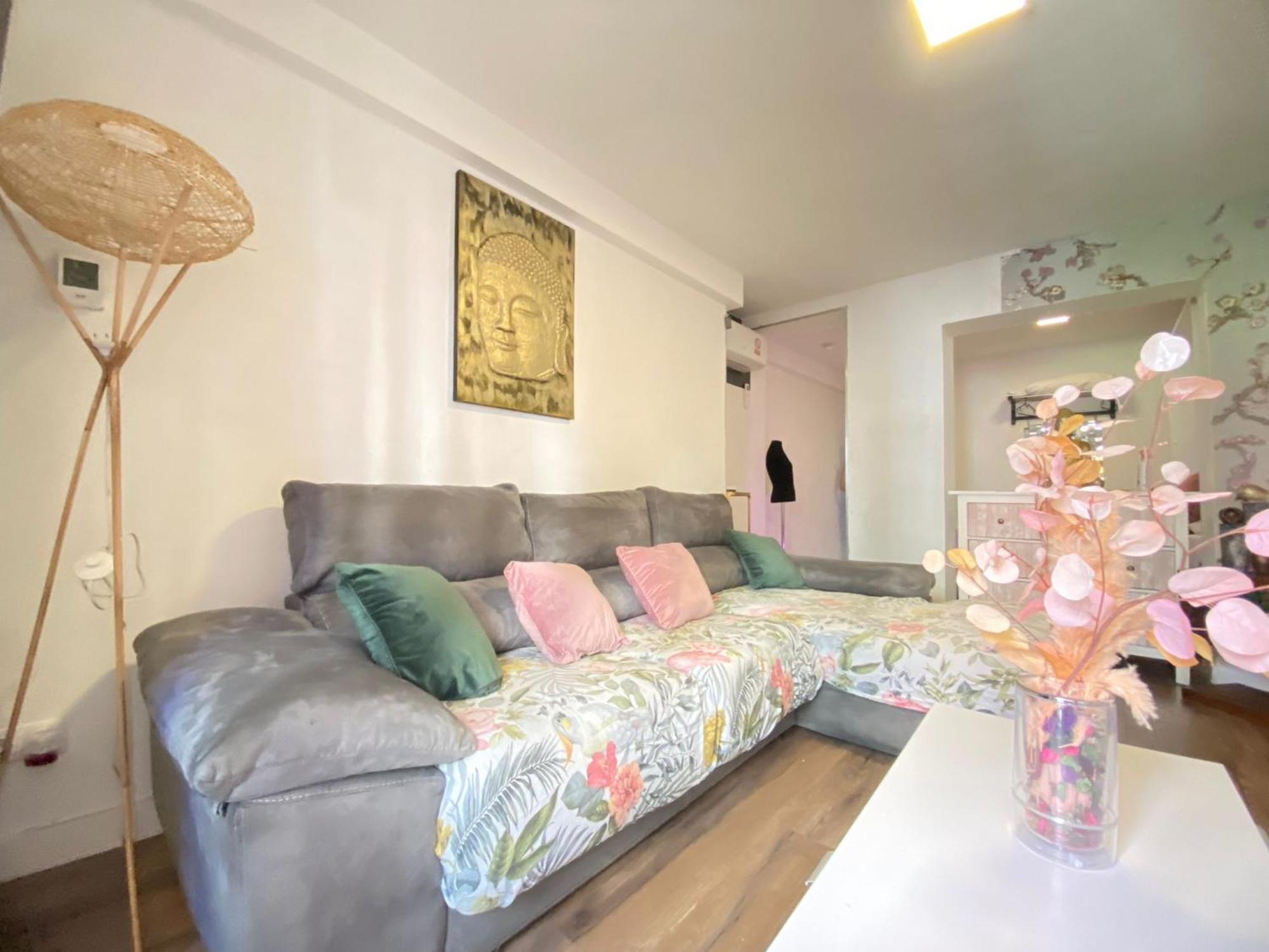 studio check-in 24 h chueca Madrid Esterno foto
